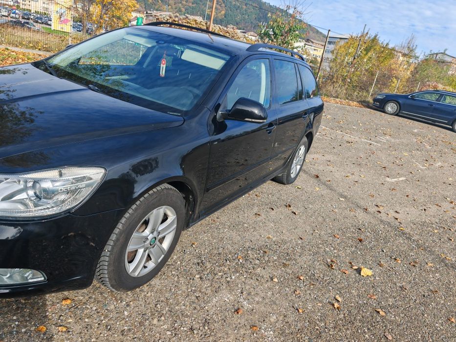 SKODA Octavia 2011 — imagine 2