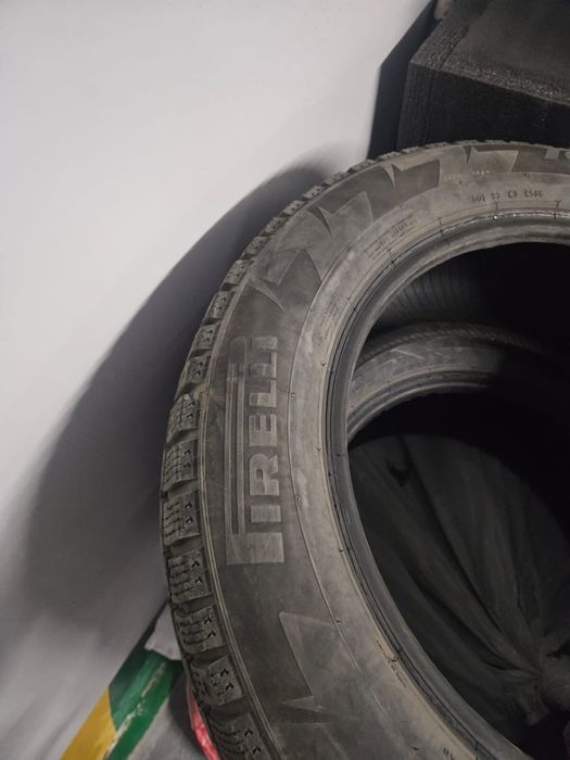 Колеса Pirelli.