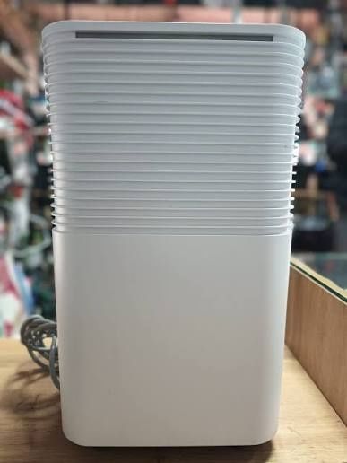 Влагоуловител влагоабсорбатор Хома Homa HDH-10T20 почти нов