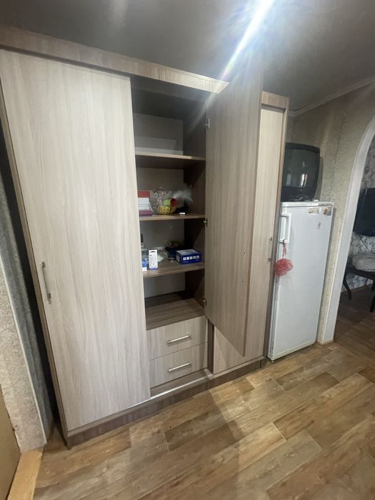 Продам шкаф купе (прихожая)
