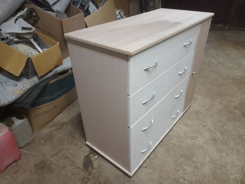 Продаётся  комоды