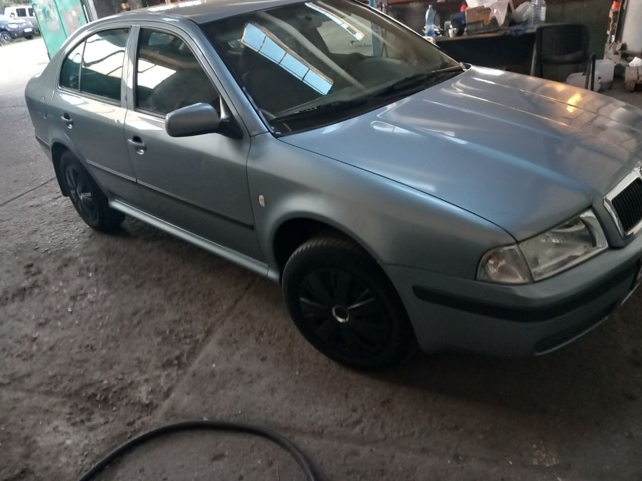 Skoda octavia 1.6 benzina