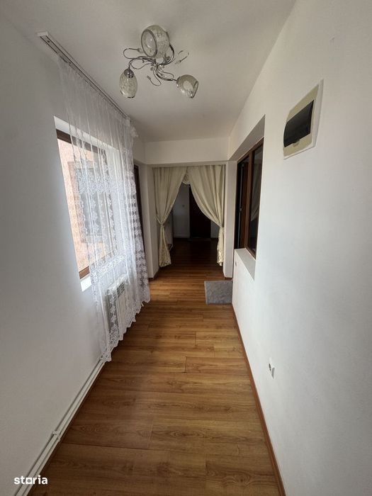 Casa 3 Camere cartier 23 August