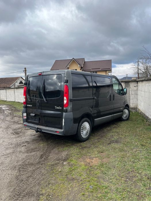 Vand Renault Trafic 2.0 euro 5