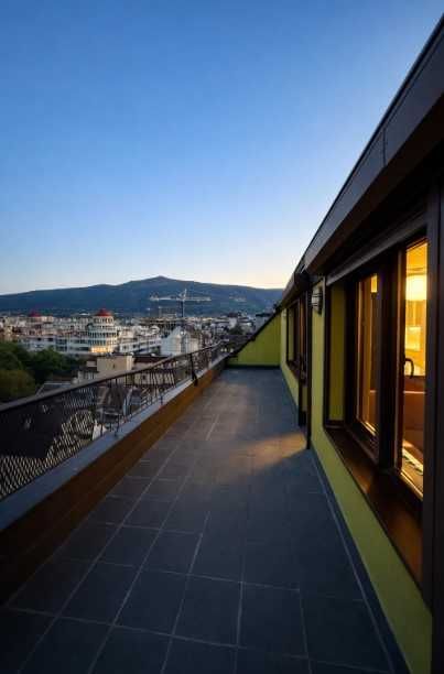 Дава се под наем Четиристаен апартамент в София, Стрелбище - 220 кв.м за 1395.36 € - Снимка #9