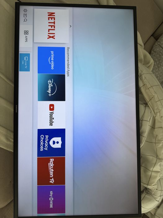 Televizor Samsung Smart 100cm cu un mic defect