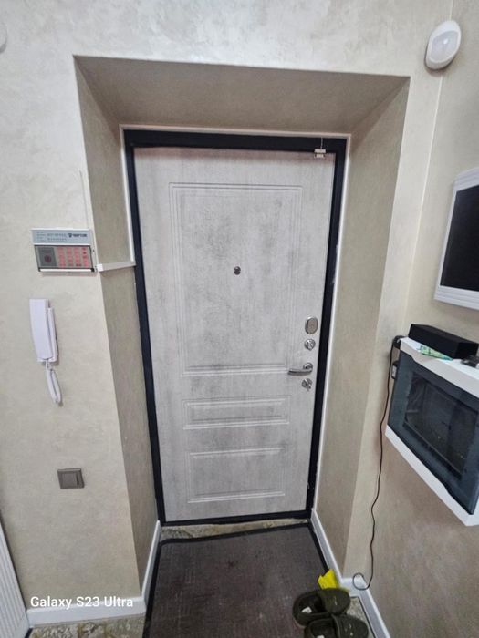 Входная металлическая дверь