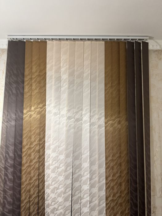 Жалюзи для двери и окон