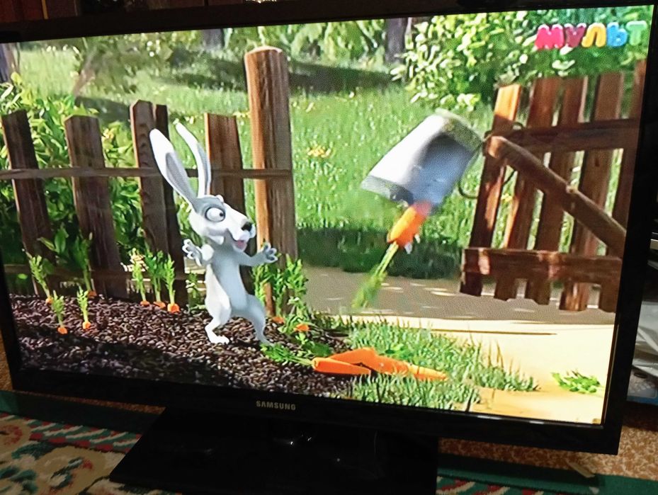 Самсунг 43дюйма 108см. Плазма! не смарт,