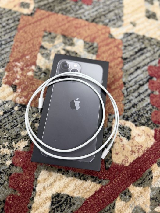Продается Iphone 13 Pro Max 512gb в темно сером цвете