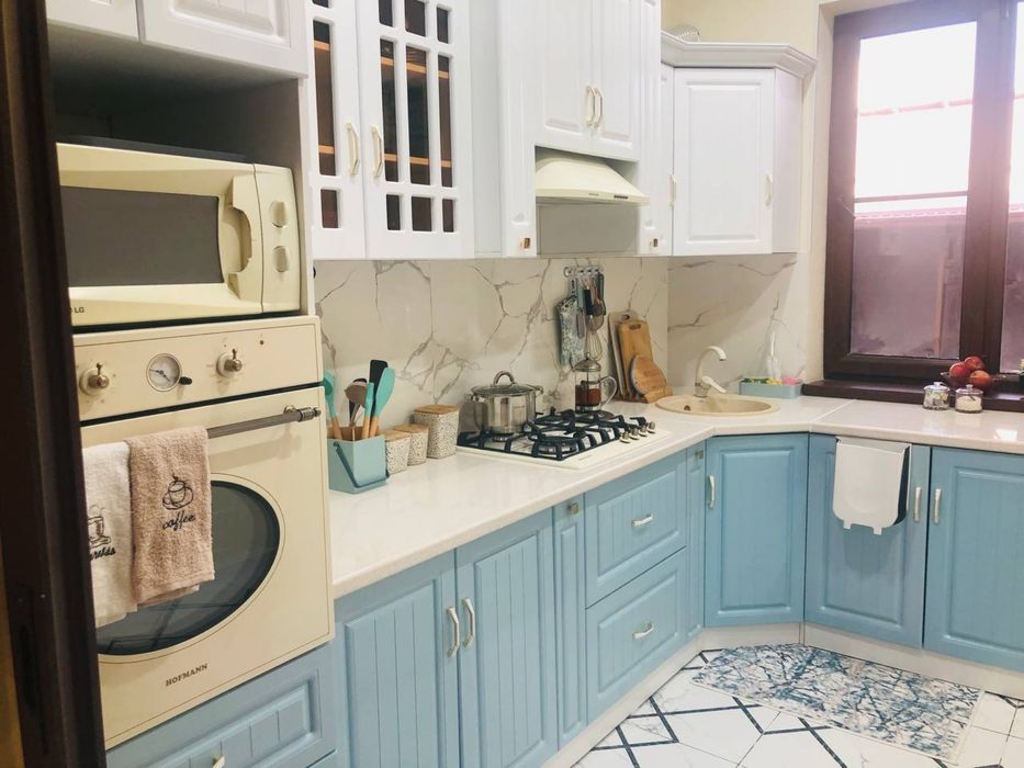 Срочно! Янги 16 йиллик 2,5 сот 4 хона, 1 хол, жилой подвал