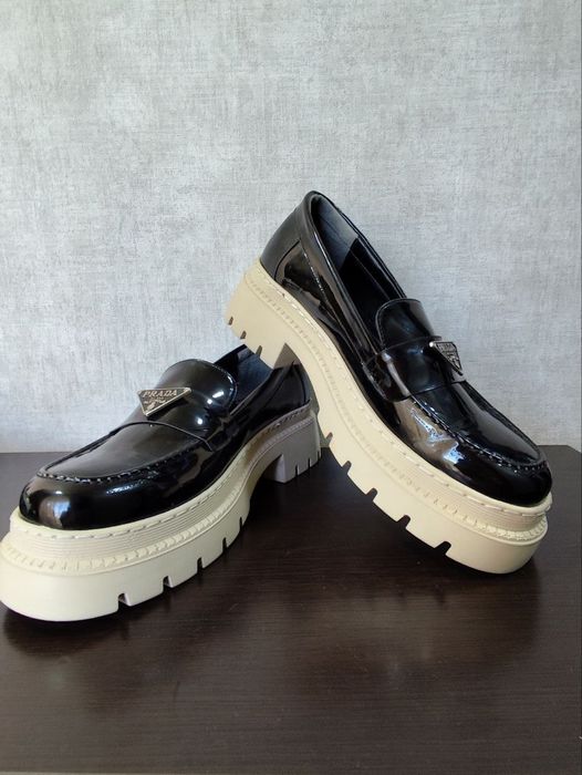 Туфли Prada женские