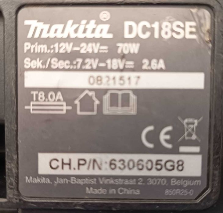 Incarcator auto Makita DC18SE