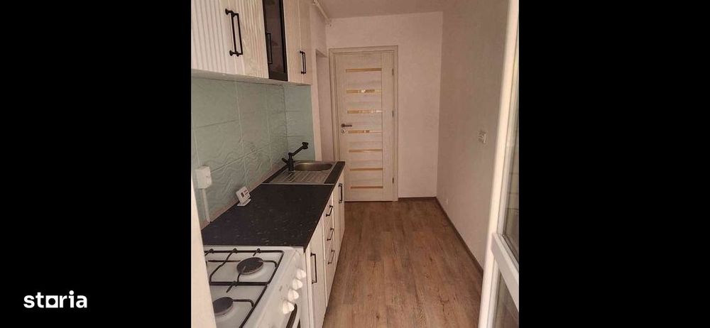 PROPRIETAR – Vând apartament 2 camere decomandat | Tractorul, Brașov — fotografia 3