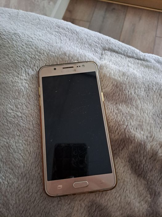 Продам телефон самсунг