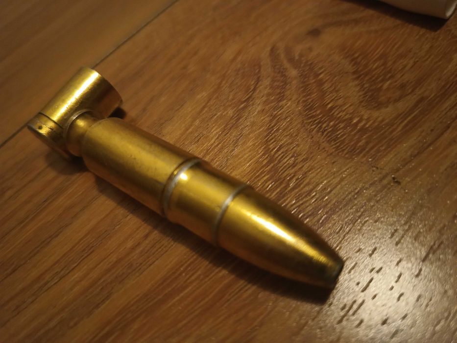 Pipa metalica pt fumat formă de glonț, aurie/Lulea