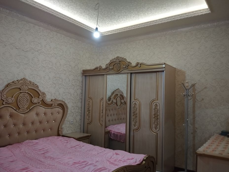 Урикзорда 2 сотих 2 кавват 6 та хона 2 та санузел 1 та ошхона таер