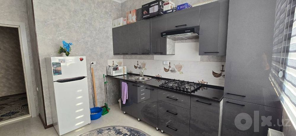 1 хонали 4 кават 43 квадрат 
7 каватли янги лифтли дом
Манзил: аэропор