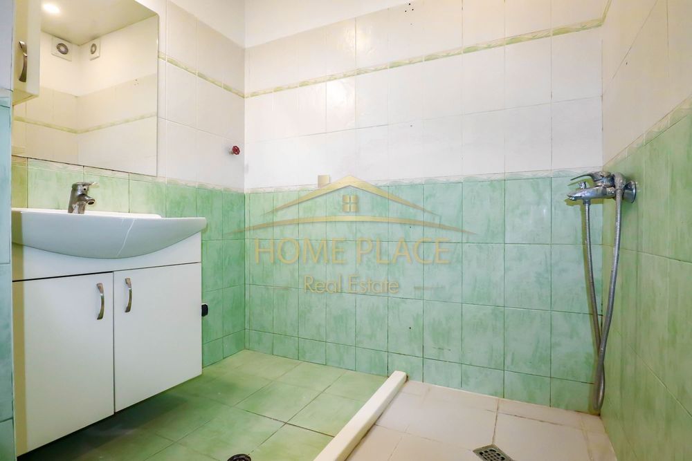 Продава се Тристаен апартамент в Варна, Централна поща - 119 кв.м за 1580 €/кв.м - Снимка #10