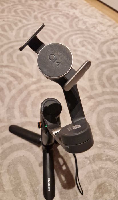 Stabilizator telefon - gimbal Osmo Mobile 6