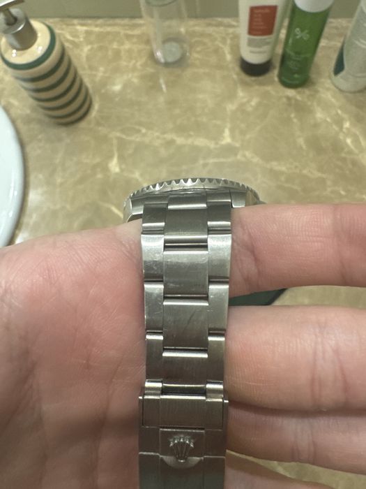 Часы Rolex серебристого цвета