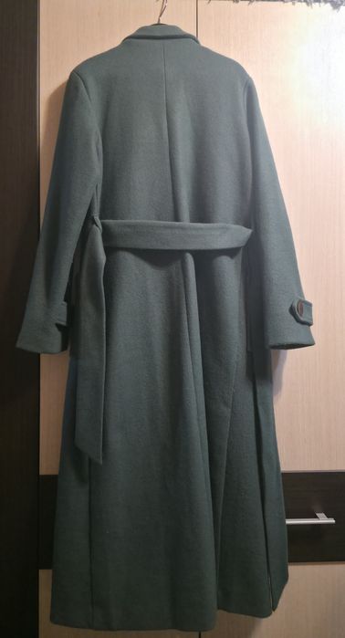 Пальто зелёное в хорошем состоянии