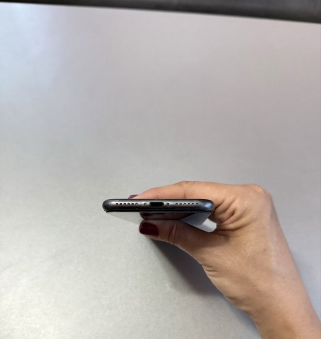 iPhone 8, 64 GB Space Gray