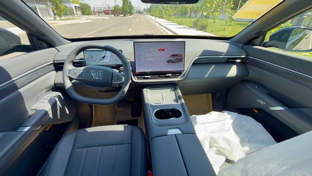 Dongfeng eπ 008 EV | 2026 Рестайлинг | В наличии