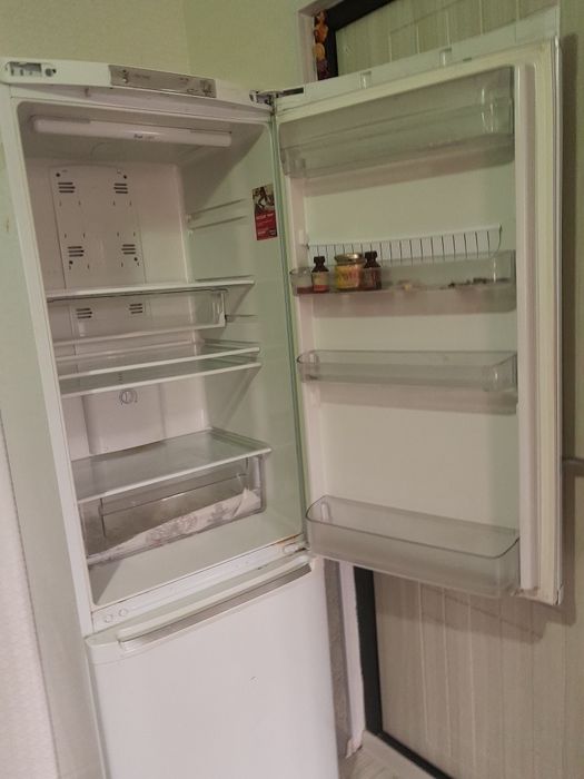 Продам холодильник в рабочем состоянии