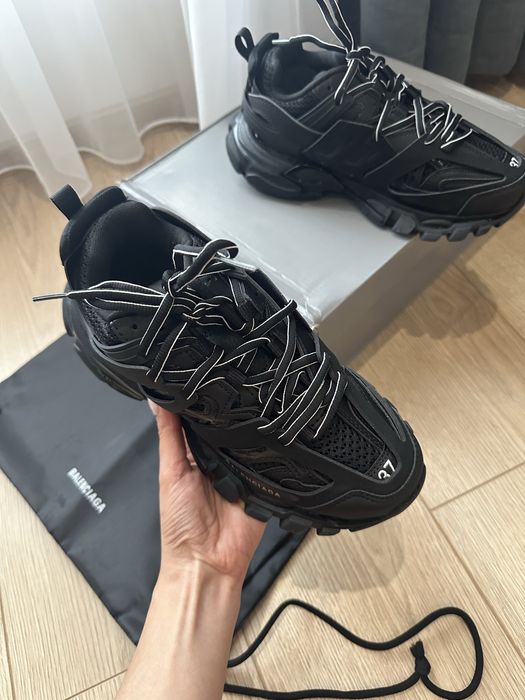 Balenciaga Track