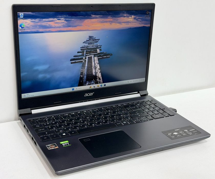 Gaming Acer Aspire 7 Ryzen 7 5700u 144Hz RTX3050 16RAM 512SSD Laptop