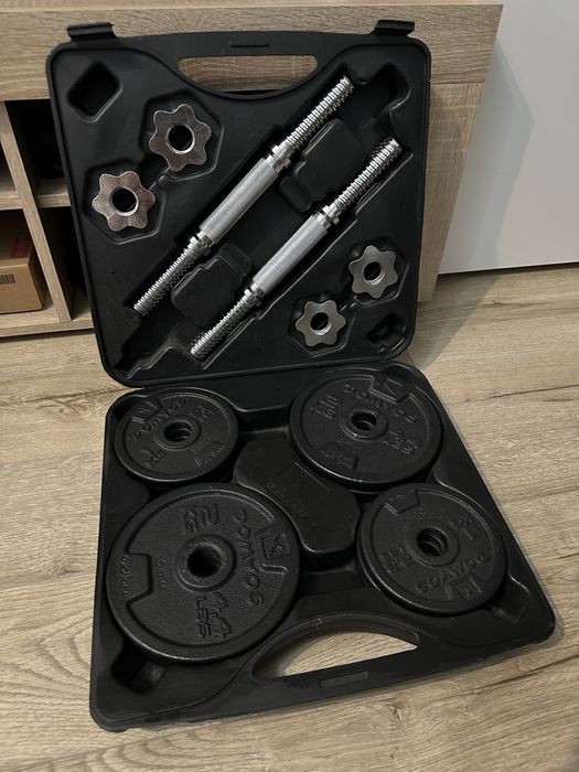 Set de gantere si bare disc din fonta Decathlon