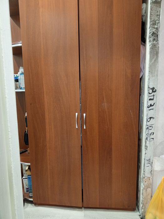Продаётся шкаф и обуыница для прихожая