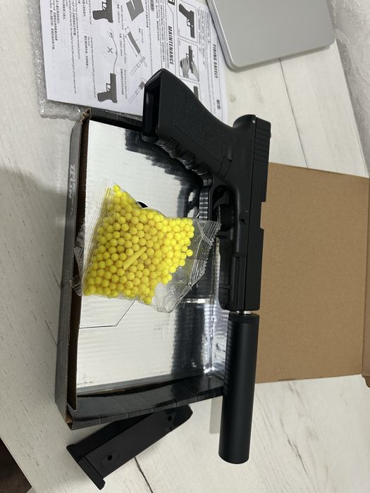 Glock q1 pistolet 1.1