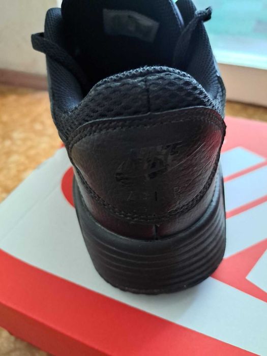 Маратонки NikeAir max