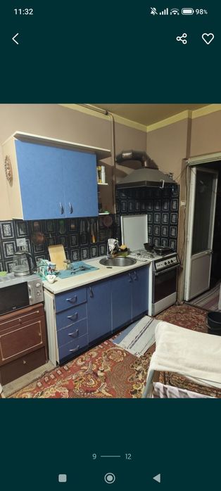 Продаётся срочно квартира возле Кадышева базара.