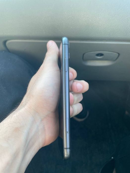 iPhone 11 с гаррантий