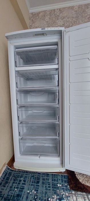 Продам морозильник шкаф
