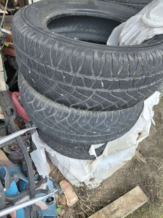 Cauciuc Michelin  265/60R18.