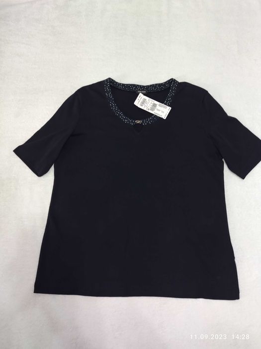 Новая футболка, размер 52