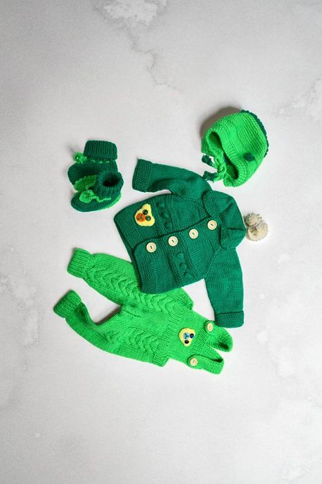 Продам детские комплекты