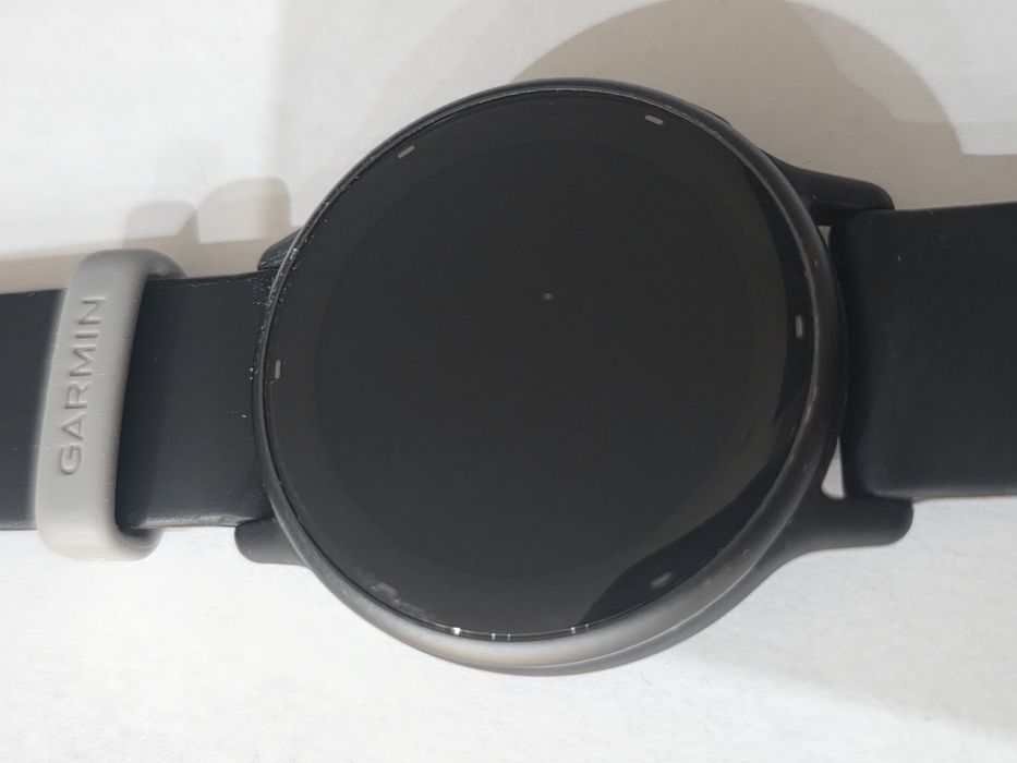 Смарт часовник Garmin Vivoactive 5