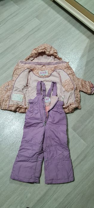 Продам весенний комбинезон на девочку