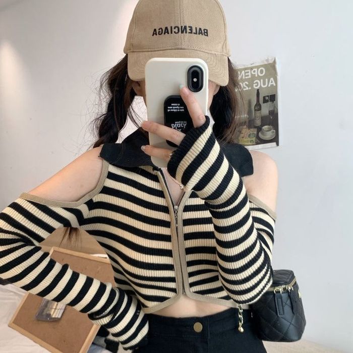 Укороченный кардиган в стиле Y2K