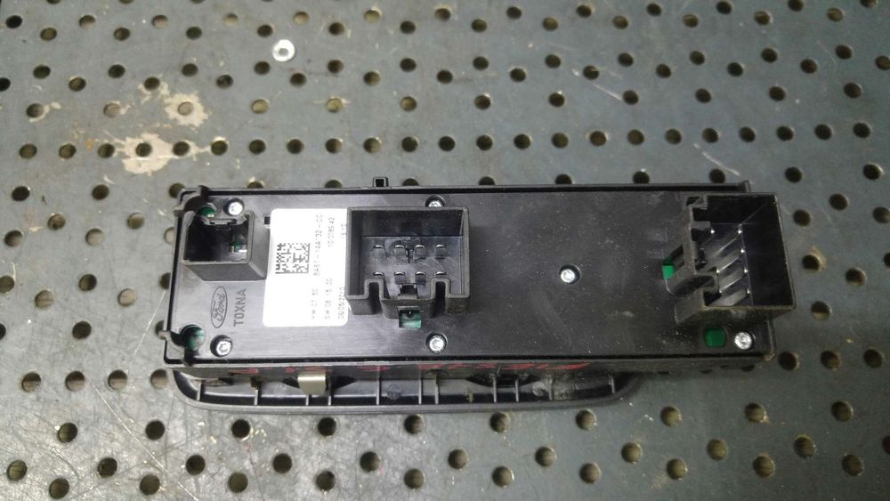 Bloc butoane usi stanga fata ford fiesta 6 cb1 ccn 8a6114a132cc