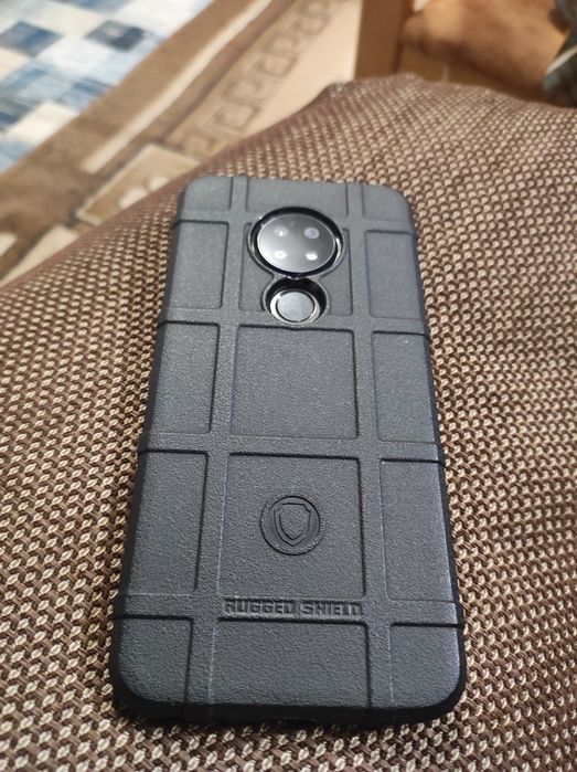 Nokia 6.2 с кейс за удароустойчивост