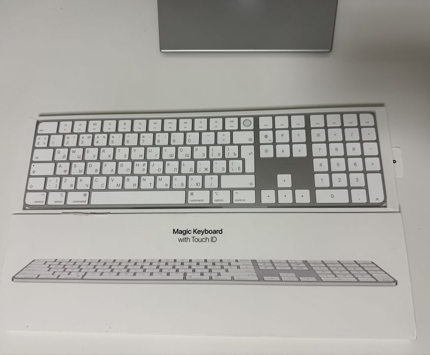 клавиатура Magic Keyboard