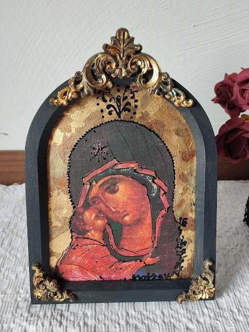 Icoană de masă Maica Domnului cu Pruncul – model unicat