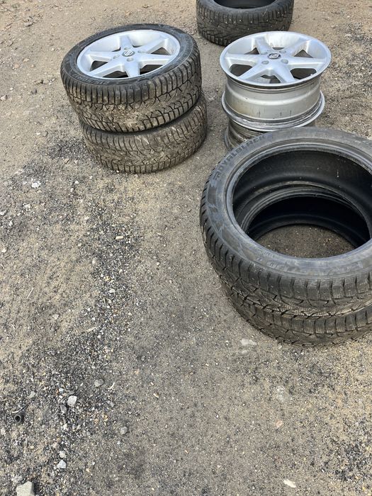 Продам диски с зимней резиной R17