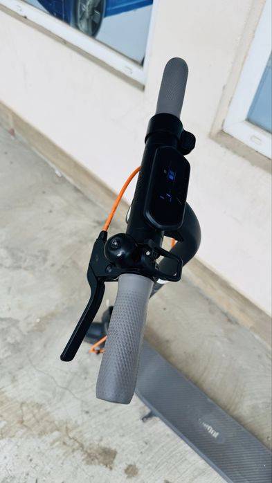 Trotineta elctrica Ninebot Kickscooter E2 plus/schimb